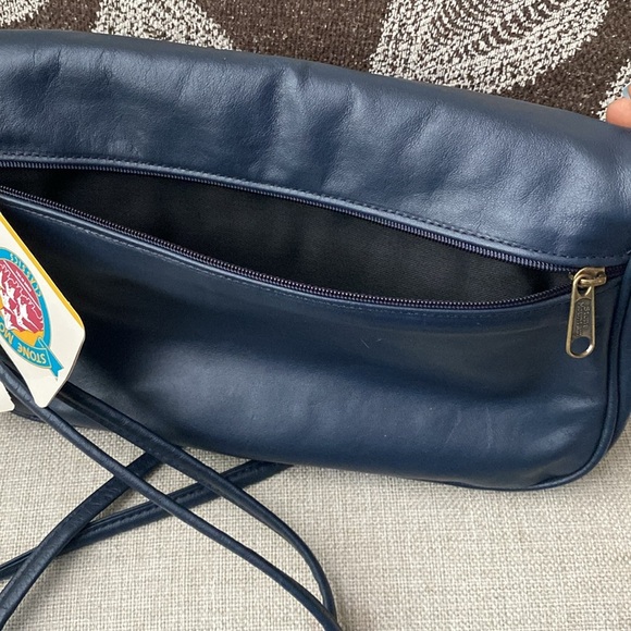 Stone Mountain Leather Navy Blue Bag ( P - 10 ) - Picture 10 of 10